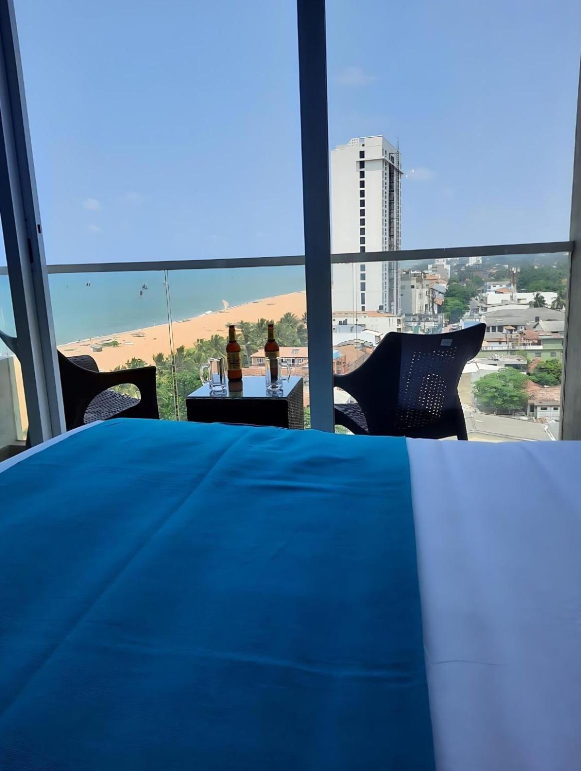 Negombo Ocean Breeze - Bliss On The Beach Luxury Apartments By Serendib Vacation Екстер'єр фото