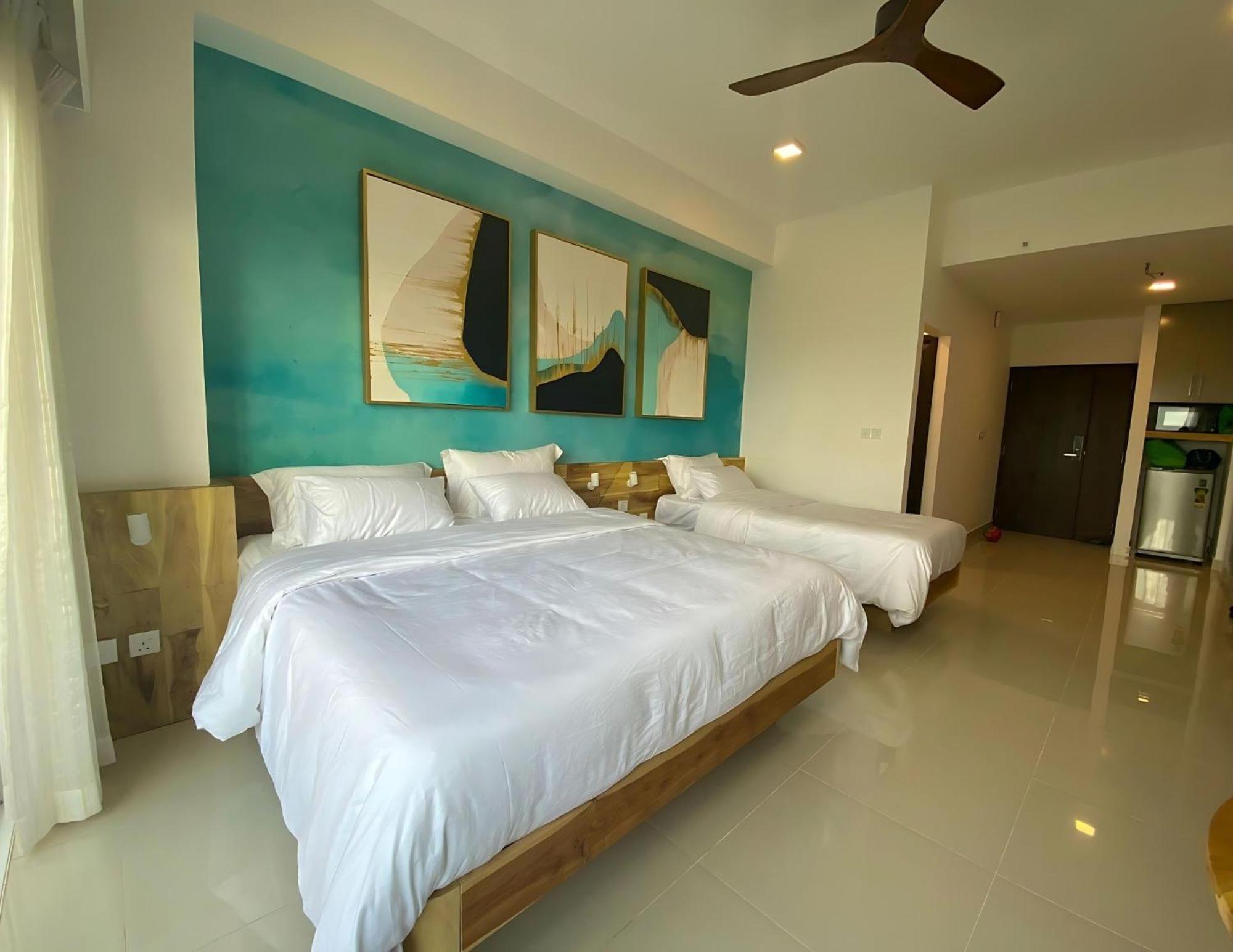 Negombo Ocean Breeze - Bliss On The Beach Luxury Apartments By Serendib Vacation Екстер'єр фото