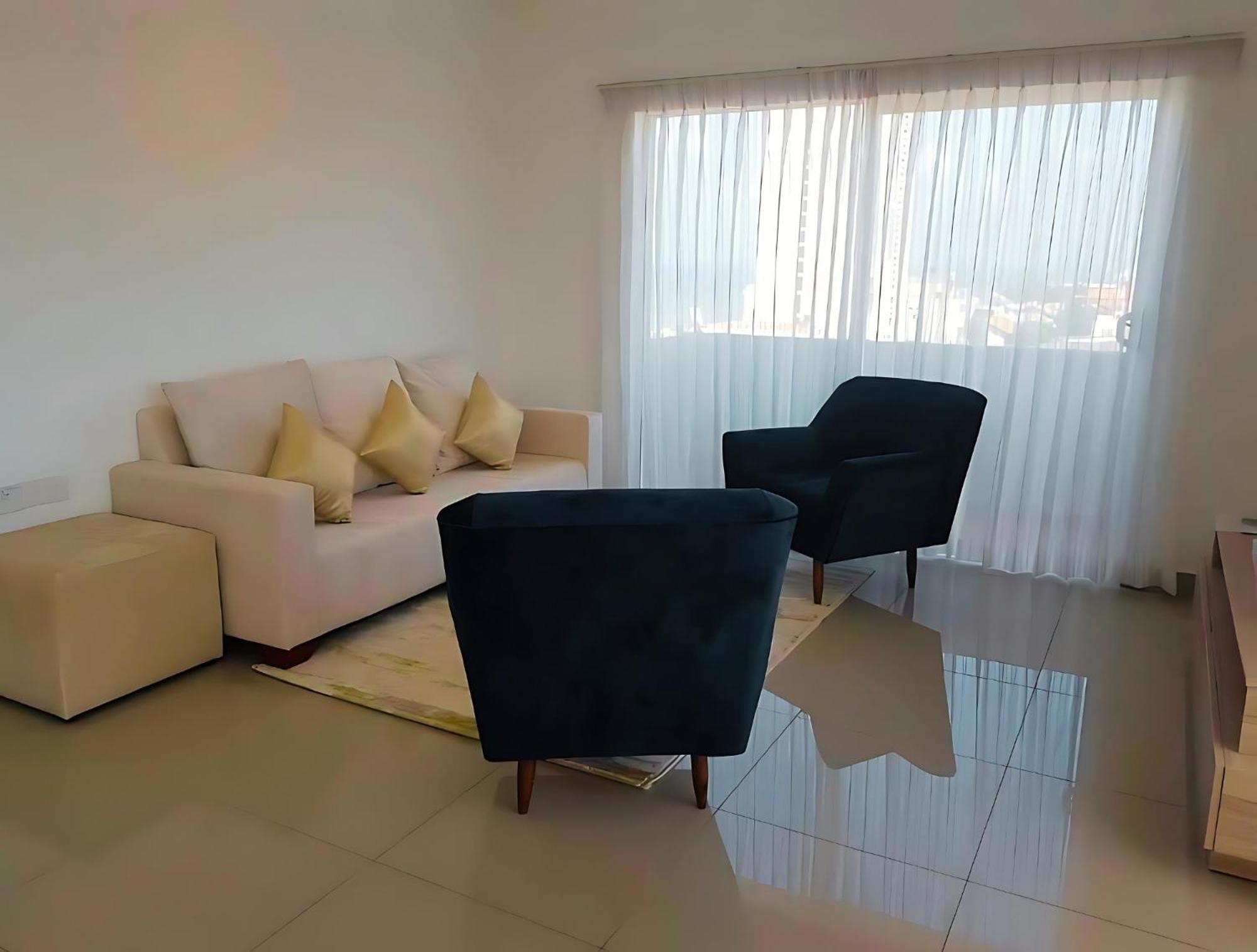 Negombo Ocean Breeze - Bliss On The Beach Luxury Apartments By Serendib Vacation Екстер'єр фото