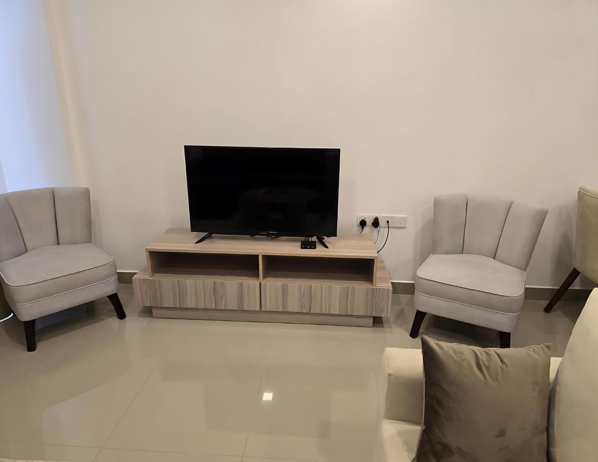 Negombo Ocean Breeze - Bliss On The Beach Luxury Apartments By Serendib Vacation Екстер'єр фото