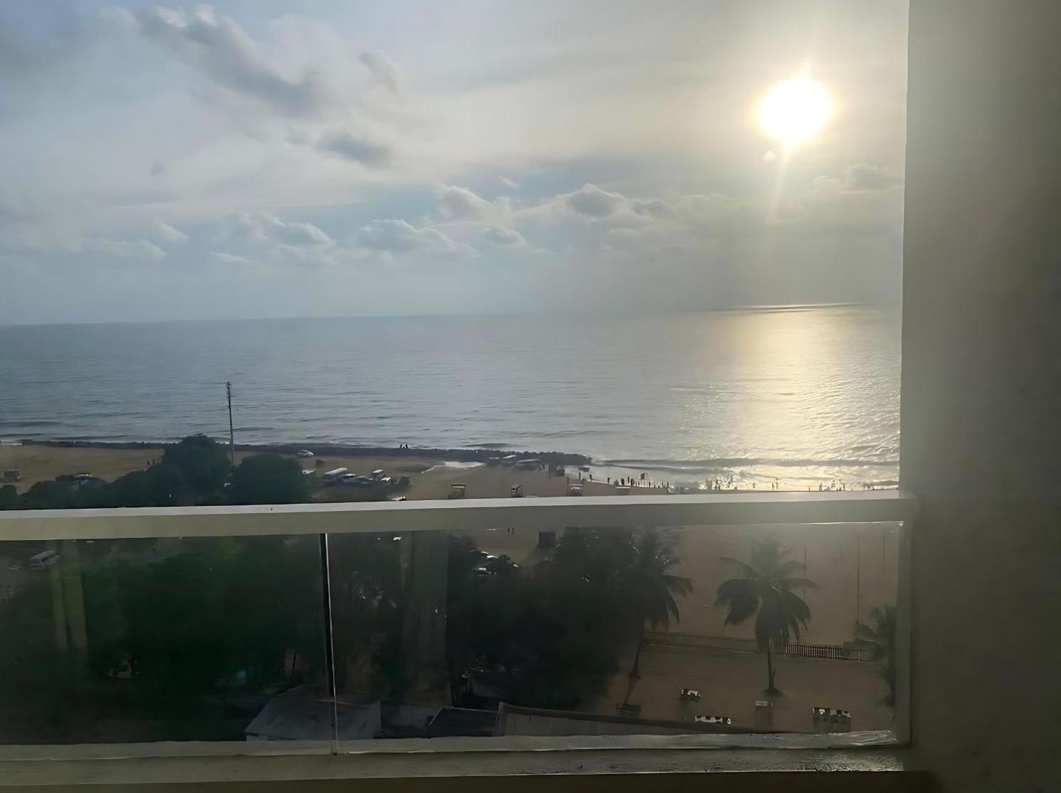 Negombo Ocean Breeze - Bliss On The Beach Luxury Apartments By Serendib Vacation Екстер'єр фото