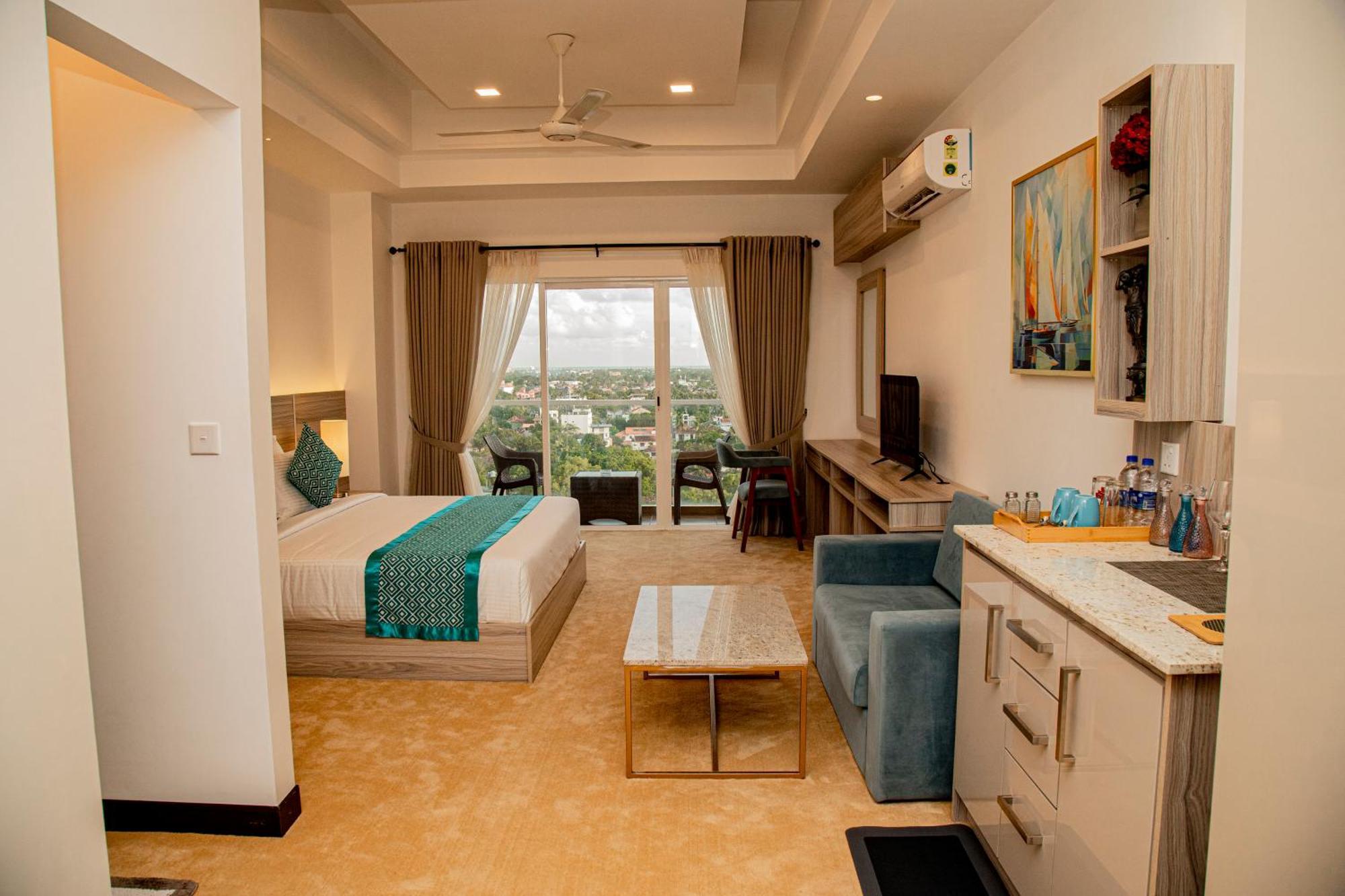 Negombo Ocean Breeze - Bliss On The Beach Luxury Apartments By Serendib Vacation Екстер'єр фото