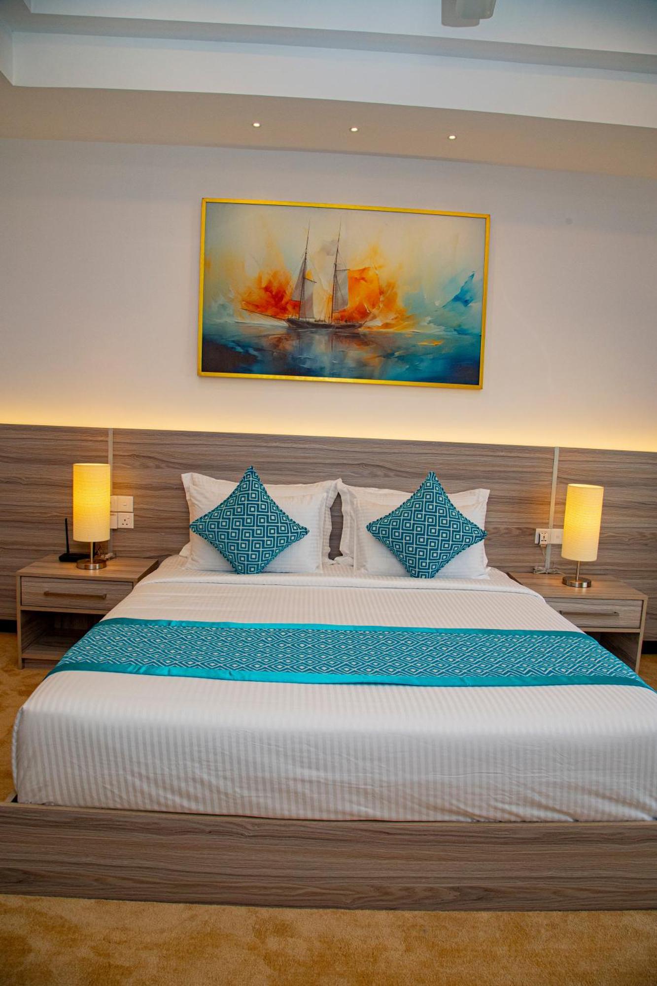 Negombo Ocean Breeze - Bliss On The Beach Luxury Apartments By Serendib Vacation Екстер'єр фото