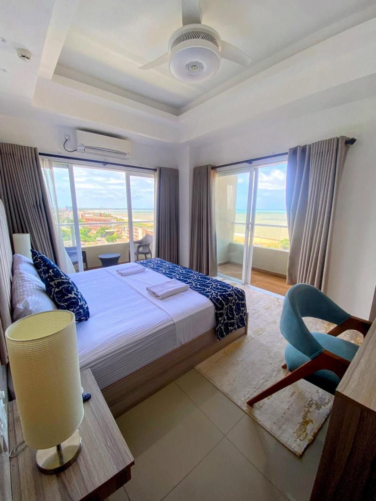 Negombo Ocean Breeze - Bliss On The Beach Luxury Apartments By Serendib Vacation Екстер'єр фото